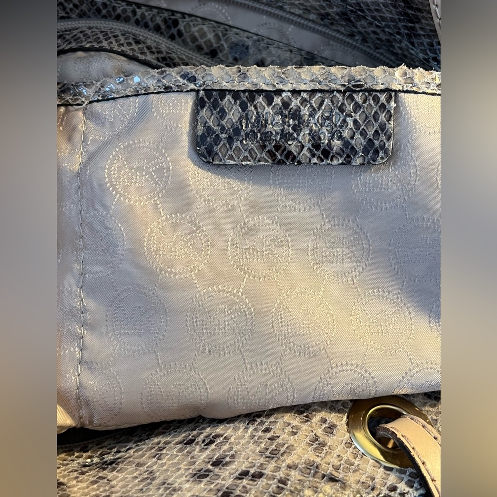 Michael Kors - vintage snakeskin satchel - Picture 9 of 15